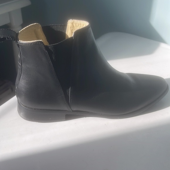 Nisolo Chelsea Boot - Picture 6 of 8